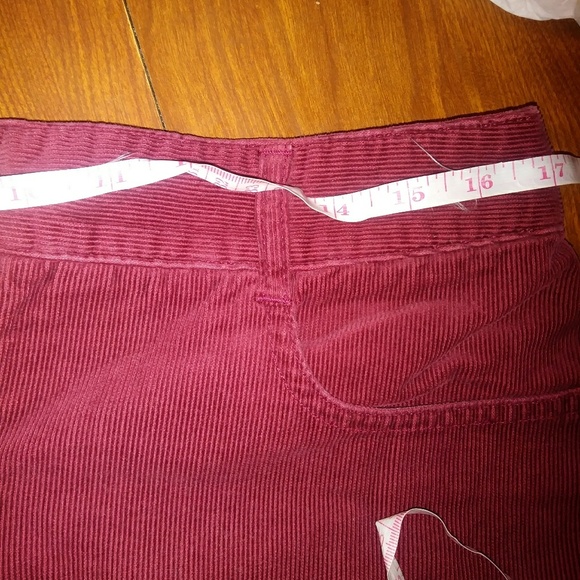 Burgundy cordoroy skirt - Picture 3 of 8
